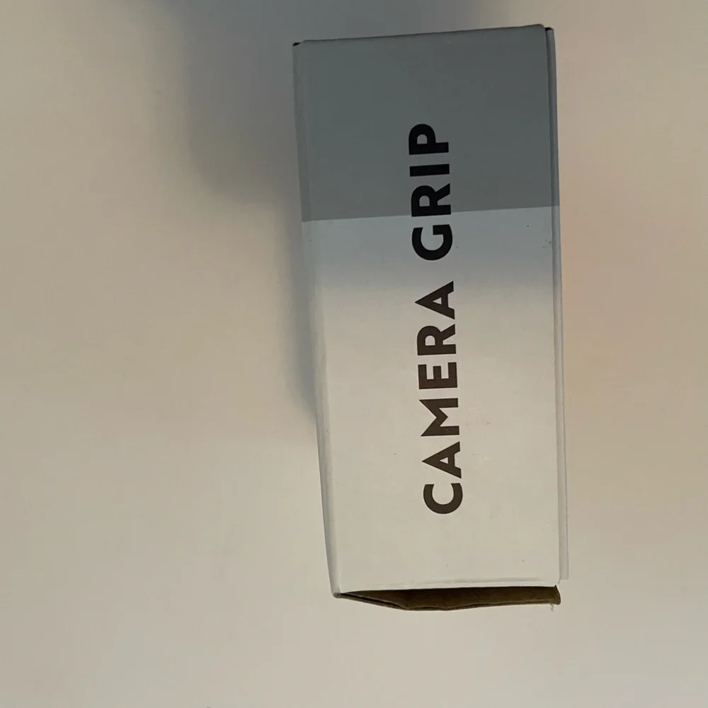 Bluetooth Camera Grip in White
